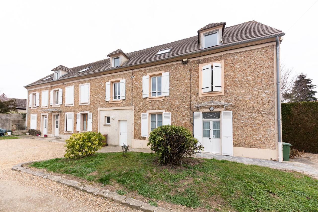 Paris A La Campagne-Parking Gratuit-Proche Versailles La Queue-les-Yvelines Exterior photo